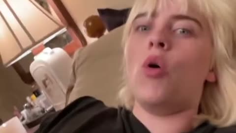 HOT BILLIE EILISH !! 🥵
