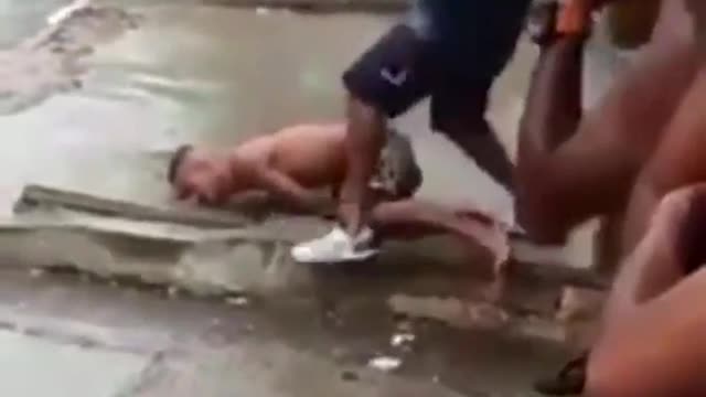 Street fighte dangerous fight and funny 🤣