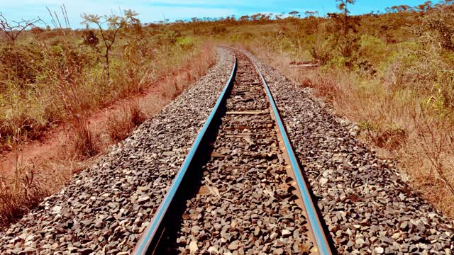 POV - Railroad Vibes (Trilha do Trem Park Way Brasília)