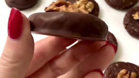 No bake walnut Cookie