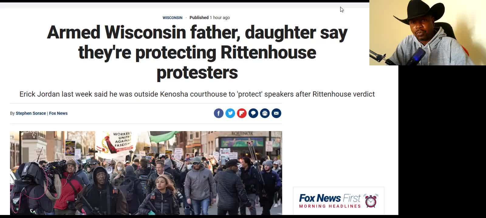 Father and 16 year old daughter pull armed security for Rittenhouse protesters
