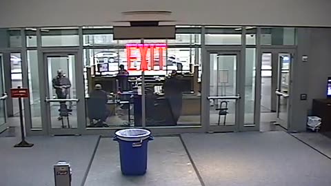 8487OHOB01Atrium_2021-01-06_12h20min01s123ms.mp4