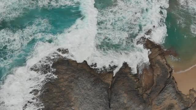 See What Happens Today At The Beach. Nature | Waves Rushing And Splashing To The Shore!