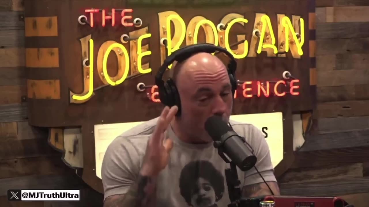 Rogan: Zelensky & Biden Admin “F*** U” 4 Trying to Start WW3 bef Trump takes Office