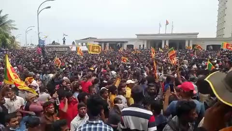 Sri Lankans broke into the gates of their Central Bank.