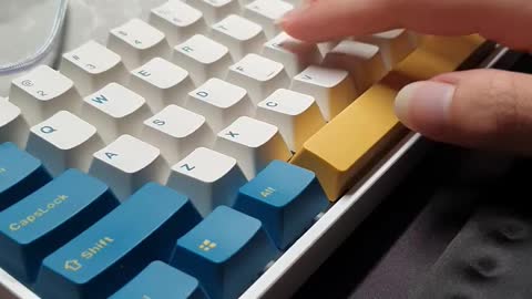 Mechanical keyboard typing