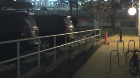 1669HQOB01SouthwestWalkway_2021-01-06_03h00min01s250ms.mp4