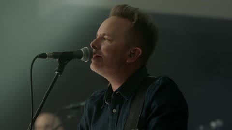 "Is He Worthy" by Chris Tomlin - Worship Along