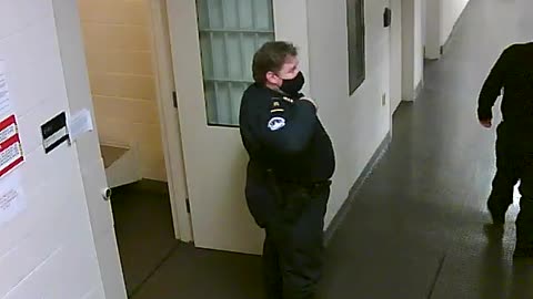 1665HQOB02PrisonerProcessingCell_2021-01-06_01h40min01s000ms.mp4