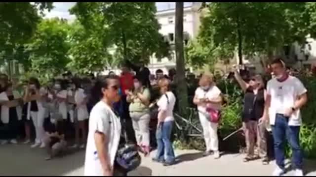 This is how it SHOULD BE!