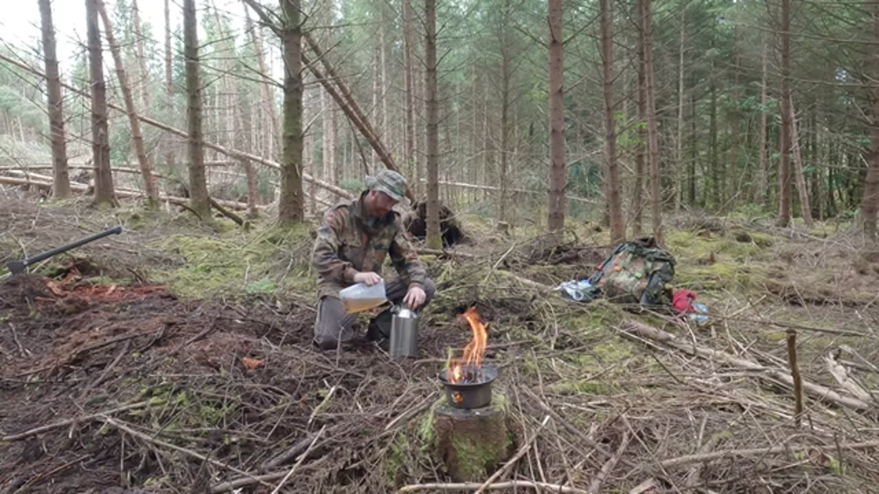 Building a bushcraft ROUNDHOUSE Pt-1 _ Site selection and preparation _ Removing TREE STUMPS!