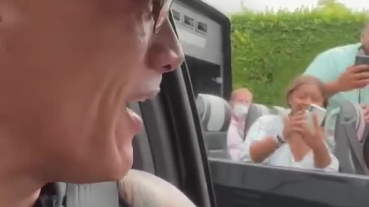 Public reaction when they saw the rock 😨😮