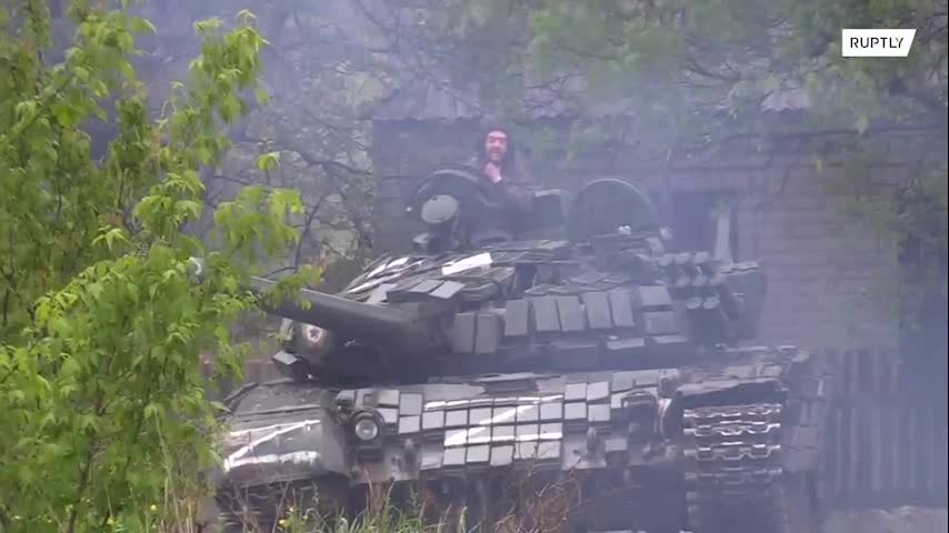 ΑΡΜΑΤΑ T-72