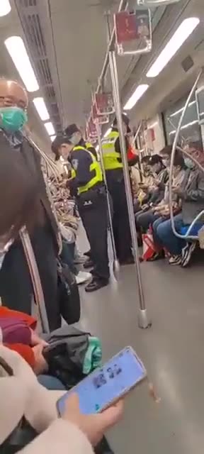 Chinese Police Arresting Citizens for Foreign App Usage