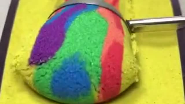 Very Satisfying and Relaxing ASMR Kinetic Sand