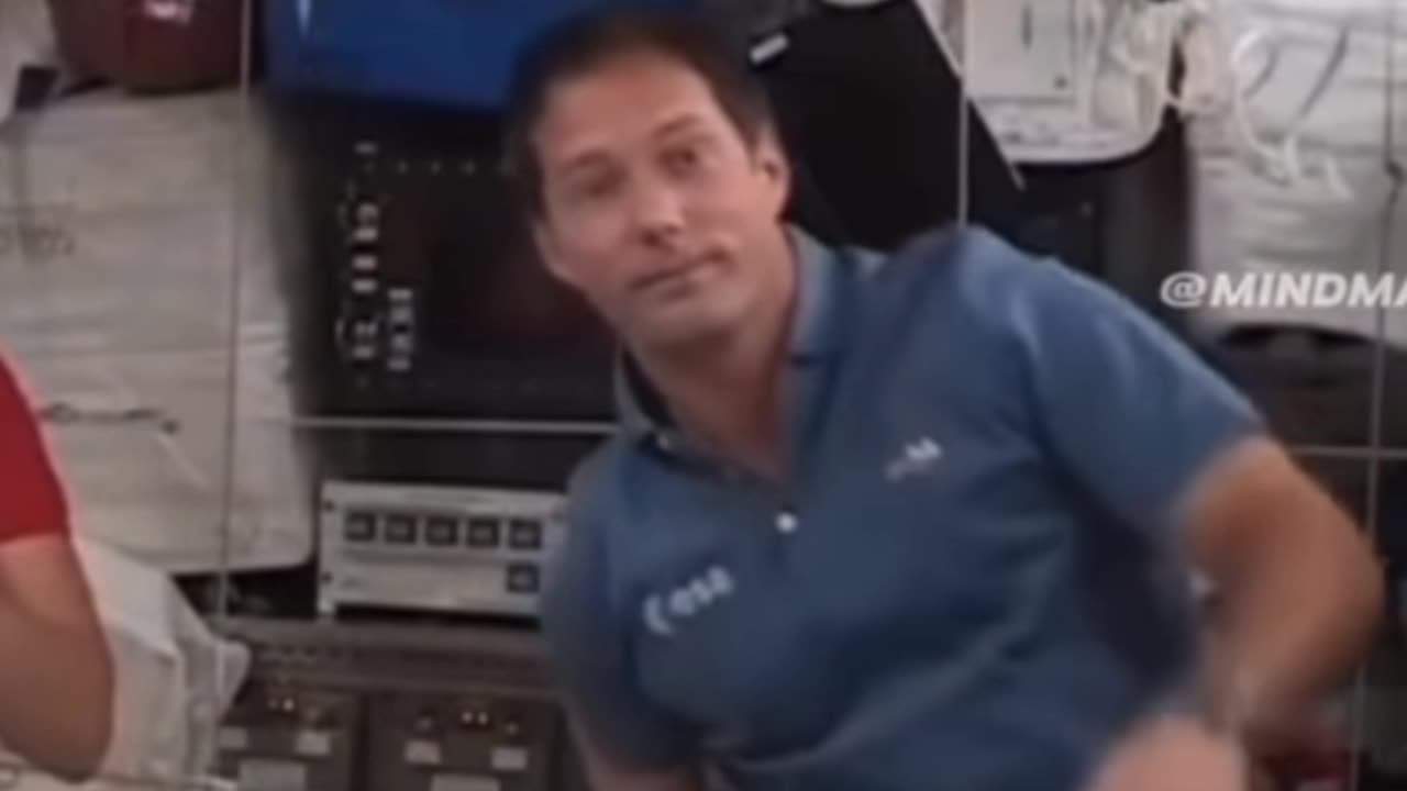 Astro-Nots Fake ISS Harness Tricks