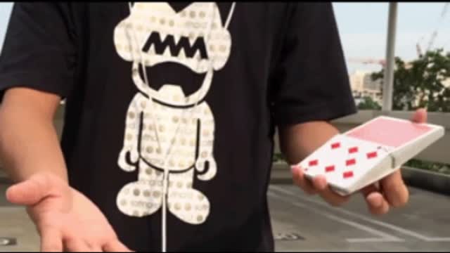 Gif video of shuffling the cards