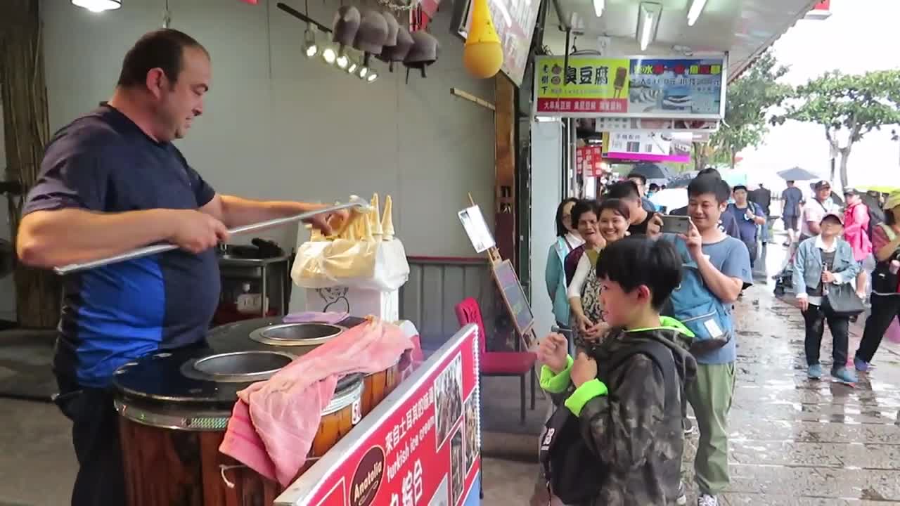 Turkish ice cream man tricks with kid