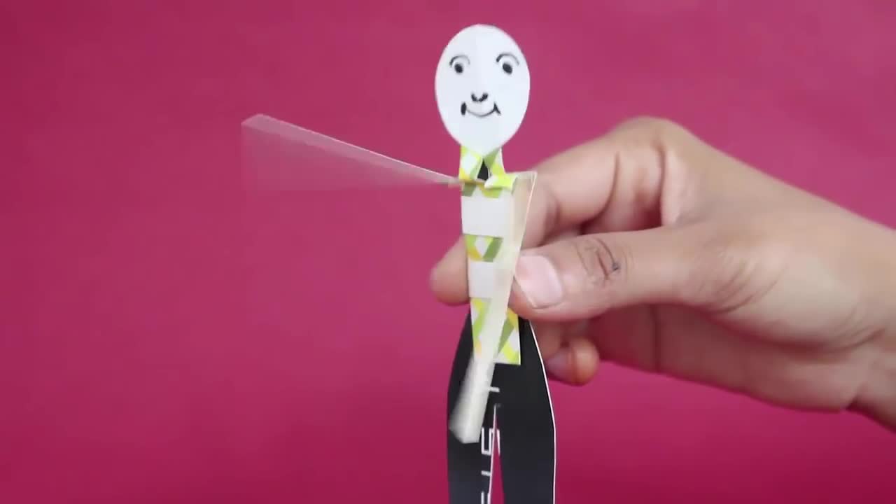 Dynamic Paper Toys