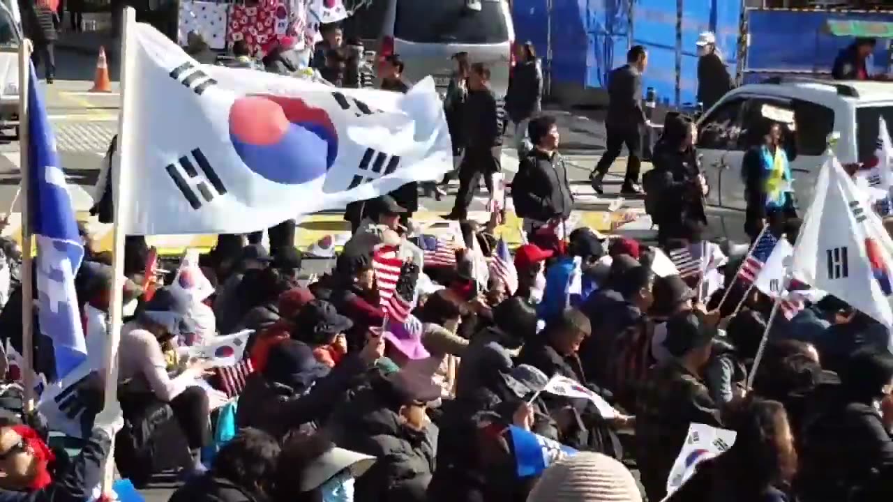 20191125_V3_S01(gSBTJr1Ydgs)서울법대 김은구회장과 자유를 찾아 온 세살아이의 엄마