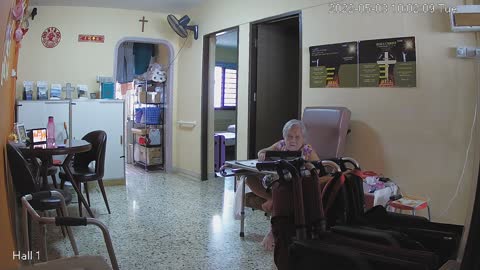 hallfront day n night 20220503