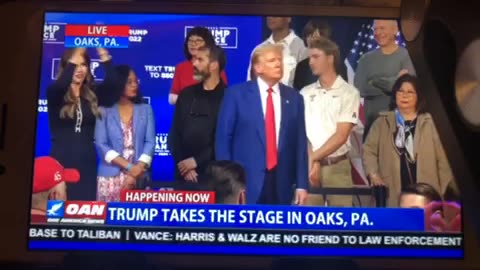 🦅 OANN Donald trump & governor Christie Noem town hall in Oaks Pennsylvania Monday 08:23 pm