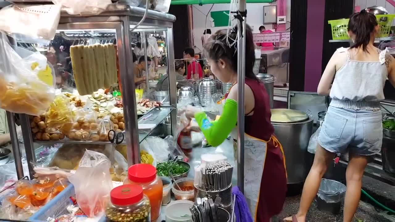 Thailand Street Food | Thai Noodles Soup Style