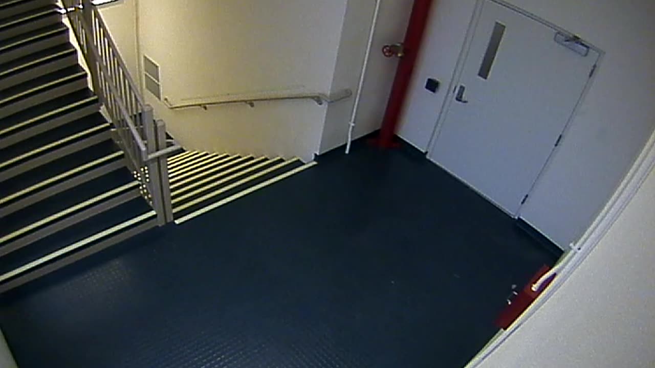 8412OHOB04Stair1_2021-01-06_10h14min18s863ms.mp4