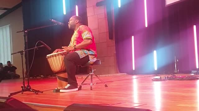 Amazing Live performance by Edo Mumba