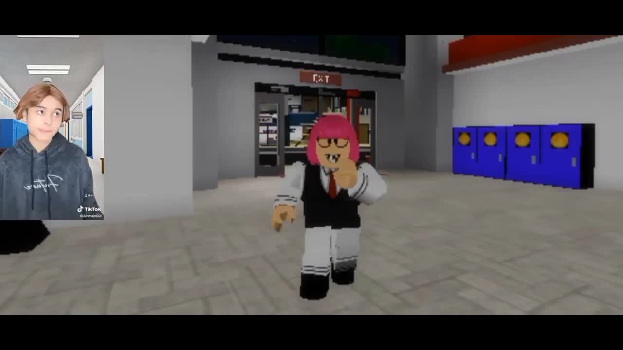 REAL VS ROBLOX! [REMAKE TIKTOK IKHMAL NOUR]| joke (ROBLOX MALAYSIA)