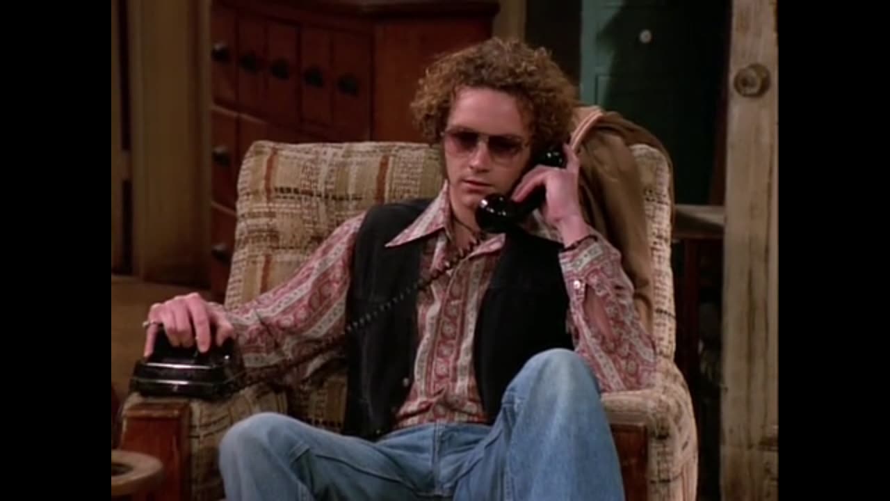 That 70's Show Hyde Moves In - Brief Description