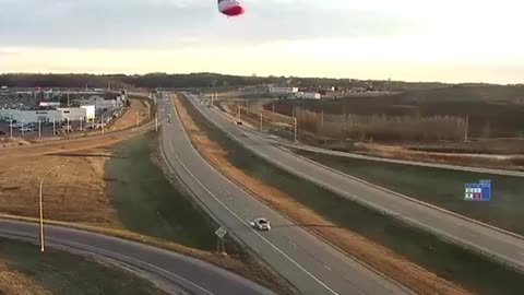 An electrifying ride: Hot air balloon crashes into power lines in Minnesota