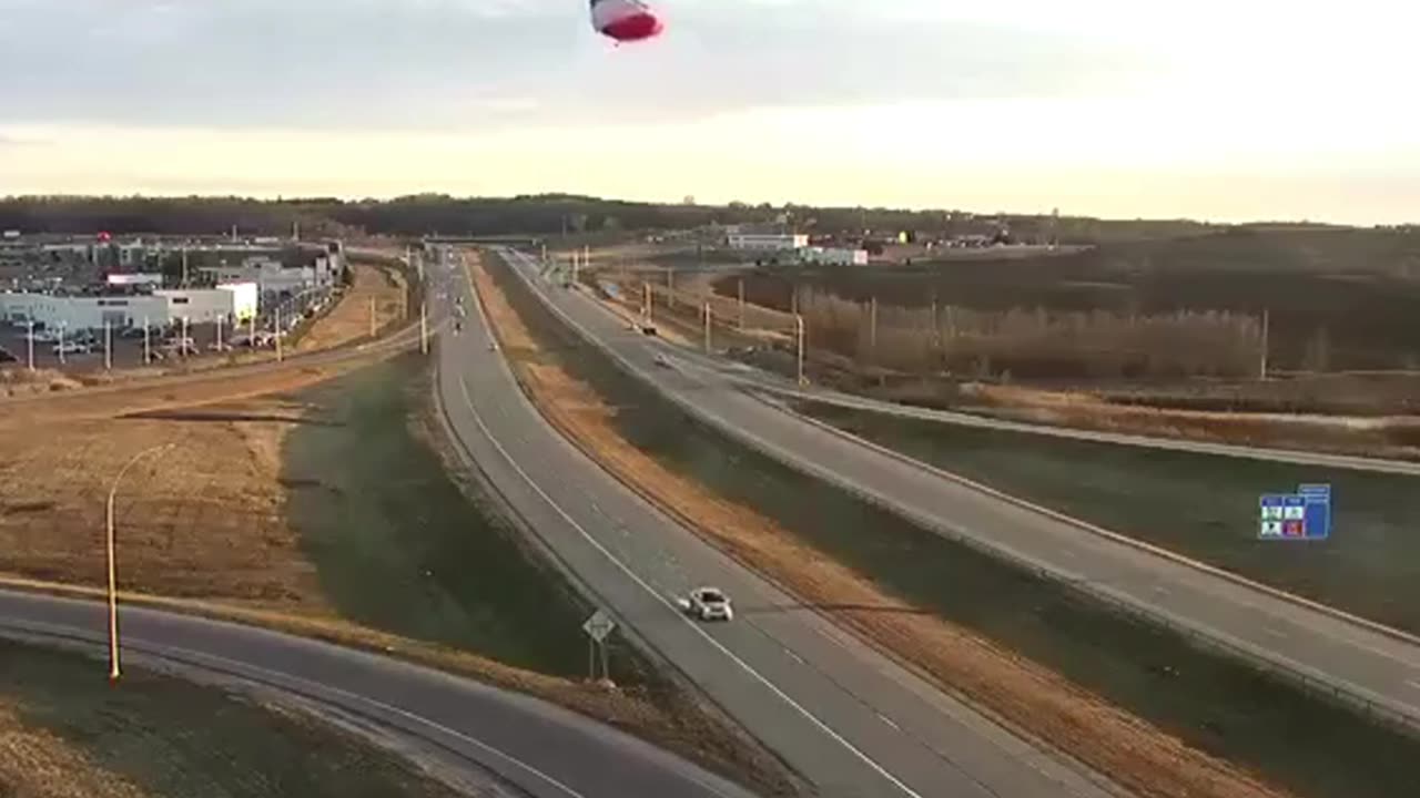 An electrifying ride: Hot air balloon crashes into power lines in Minnesota