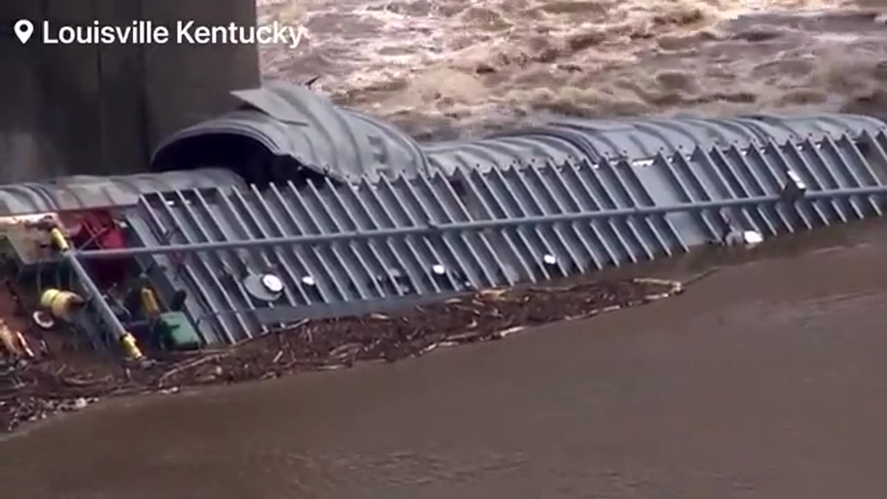 Ohio 2 happening now, barge sunk