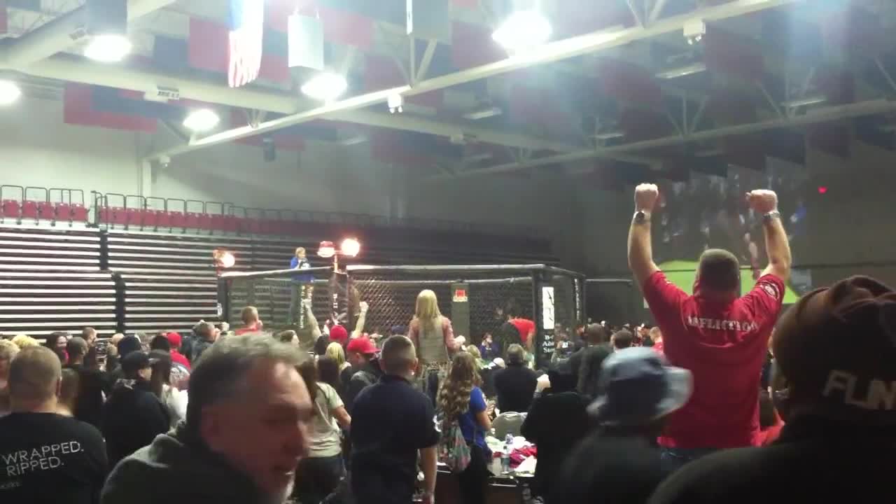 UFL Flint Michigan MMA fight League BIRCH RUN fish vs dingo