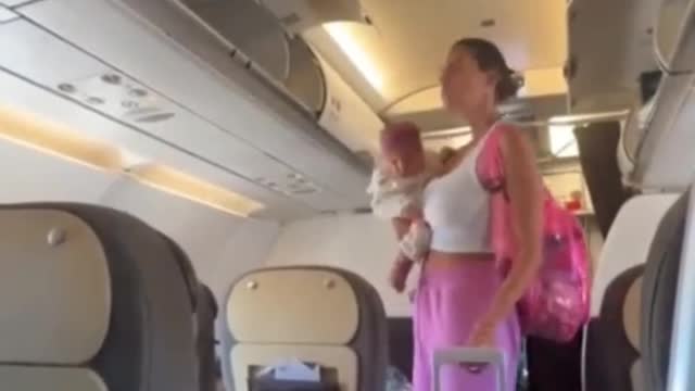 Girls funny fails