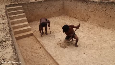 Build Underground Tunnel House and Palm Swimming Pool& Leaf Bathtub