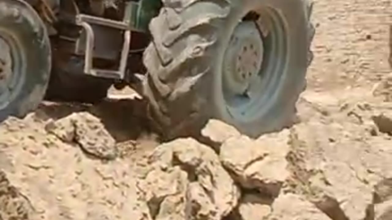 Tractor 🤣🤣