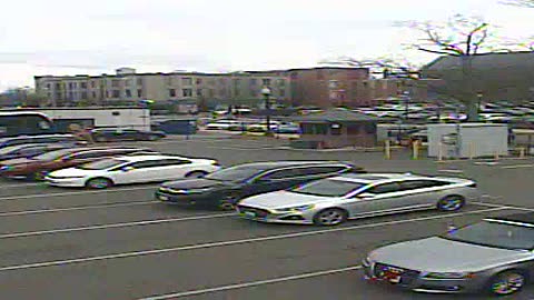 1907LOTS00Lot16SenateParkingLot_2021-01-06_13h20min01s457ms.mp4