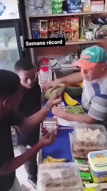 Street magic 😂😂😂😂😂