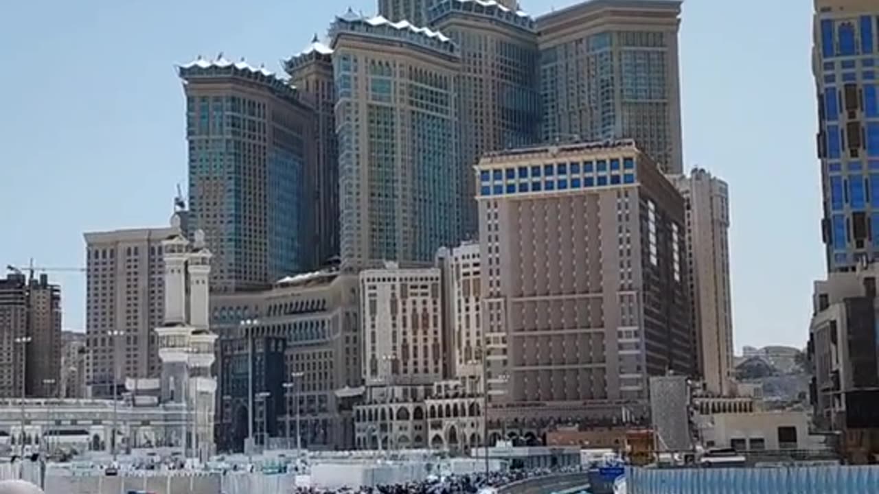 Makkah city near Haram video during adan umrah video