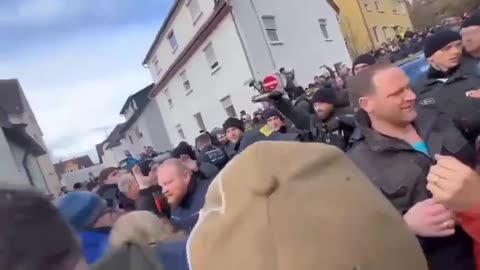 Bauernprotest: Deutsches Regime lässt Tränengas sprühen auf friedlich Protestierende