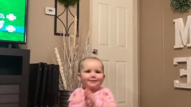 Cute Baby Dancing 🥰🥰🥰🥰