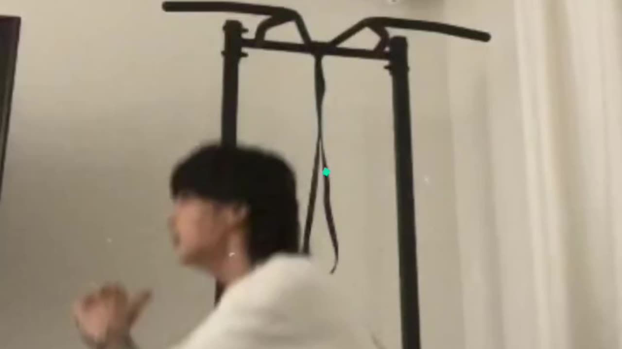 Jungkook working out