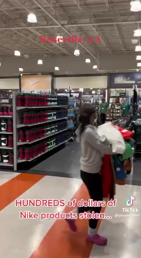 Shopping @ Roseville, commiefornia