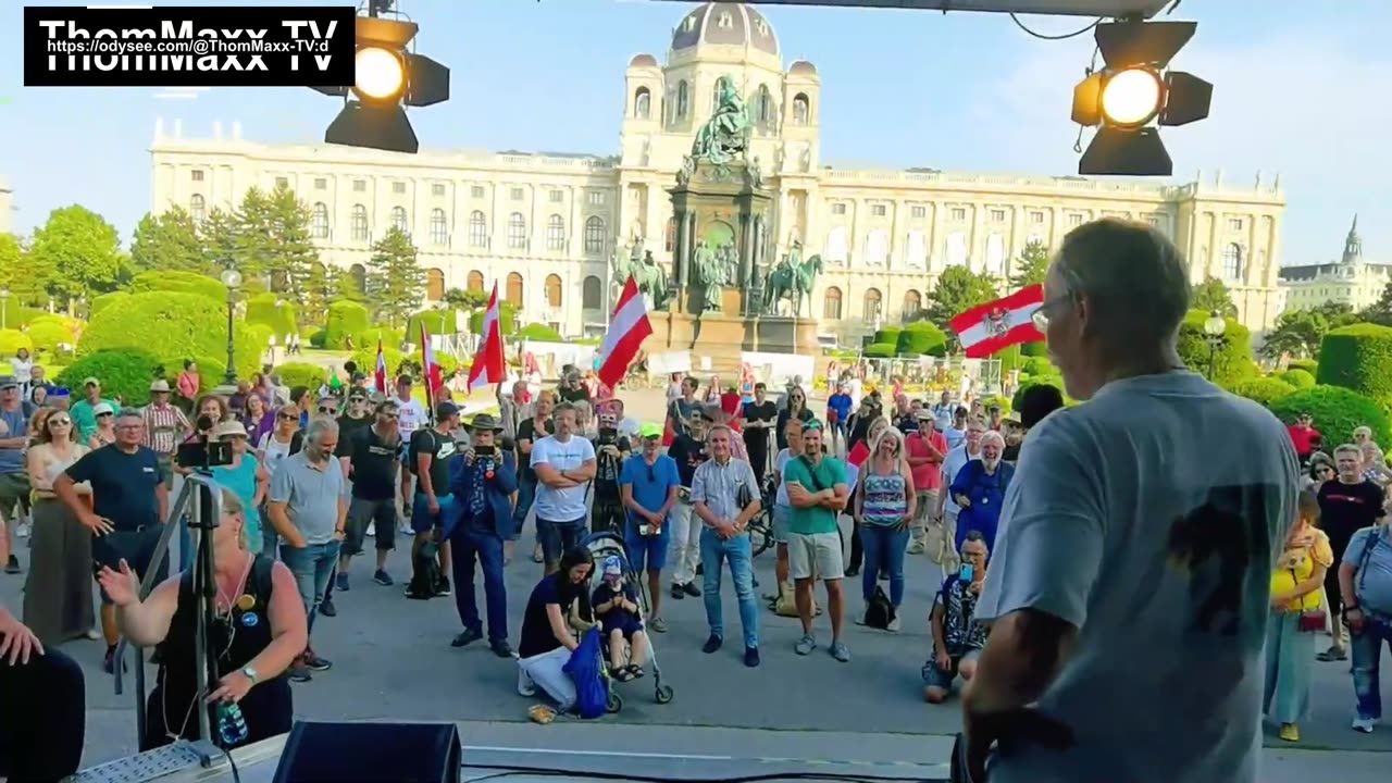 Max Eder & Karl Hilz Rede: "Das Volk ist der Verfassungsschutz!" - Demo Wien 24.7.21 (13) ReUpload