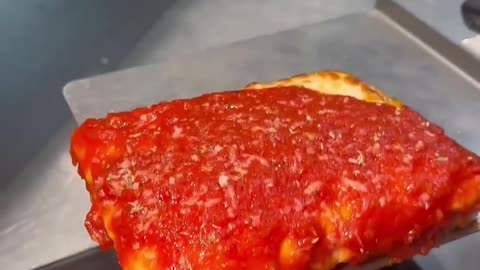 This is an UPSIDE DOWN PIZZA with cheese first then sauce!