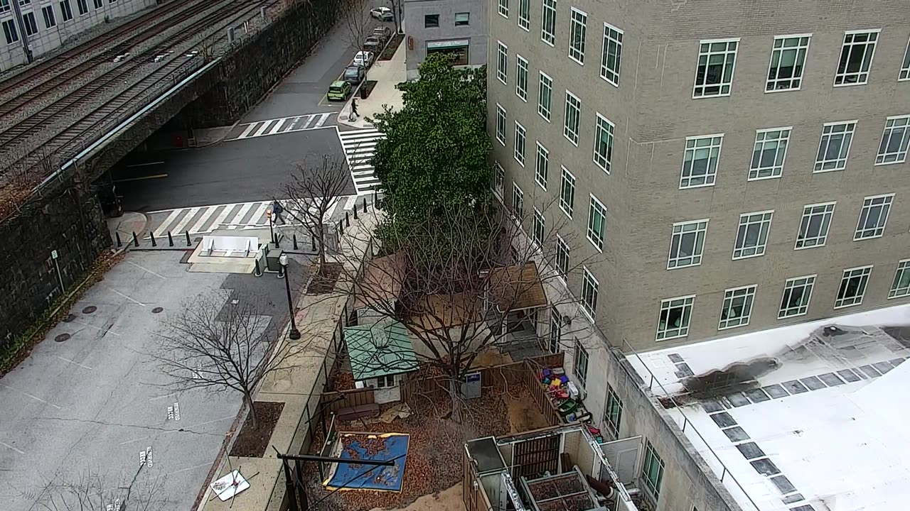 3823FHOBRFSouthRoof_2021-01-06_14h02min43s297ms.mp4