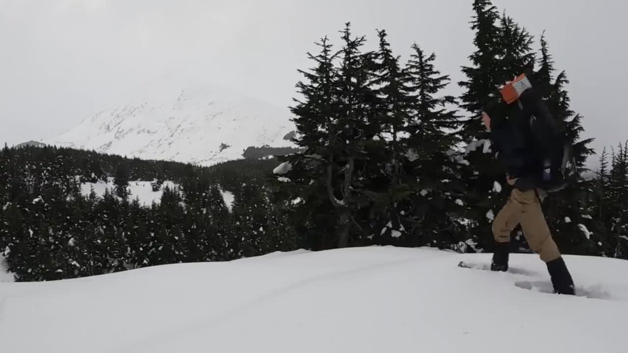 Survival Camping 9ft/3m Under Snow - Giant Winter Bushcraft Shelter and Quinzee