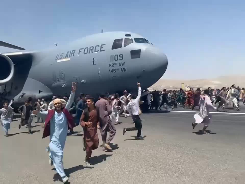 Afghanistan, War status on Afghanistan Taliban This Is so painfulðŸ˜ðŸ˜¢